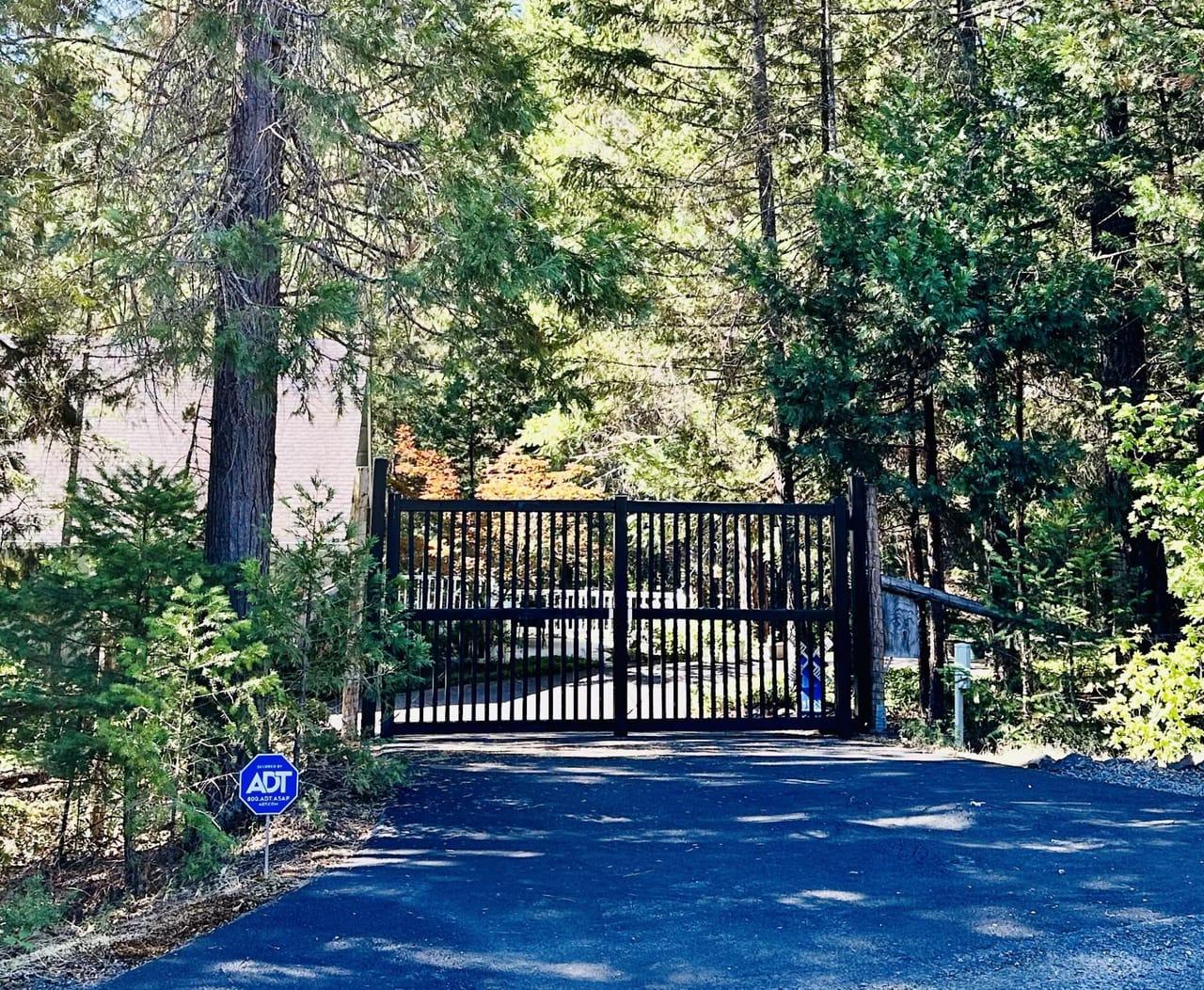 207 Iris Lane Grants Pass OR 97526