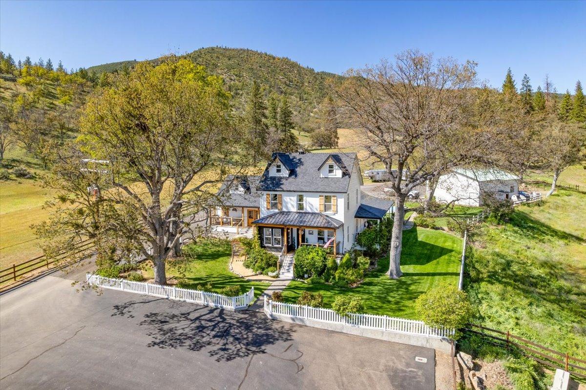 2437 W Moffett Creek Road Fort Jones CA 96032