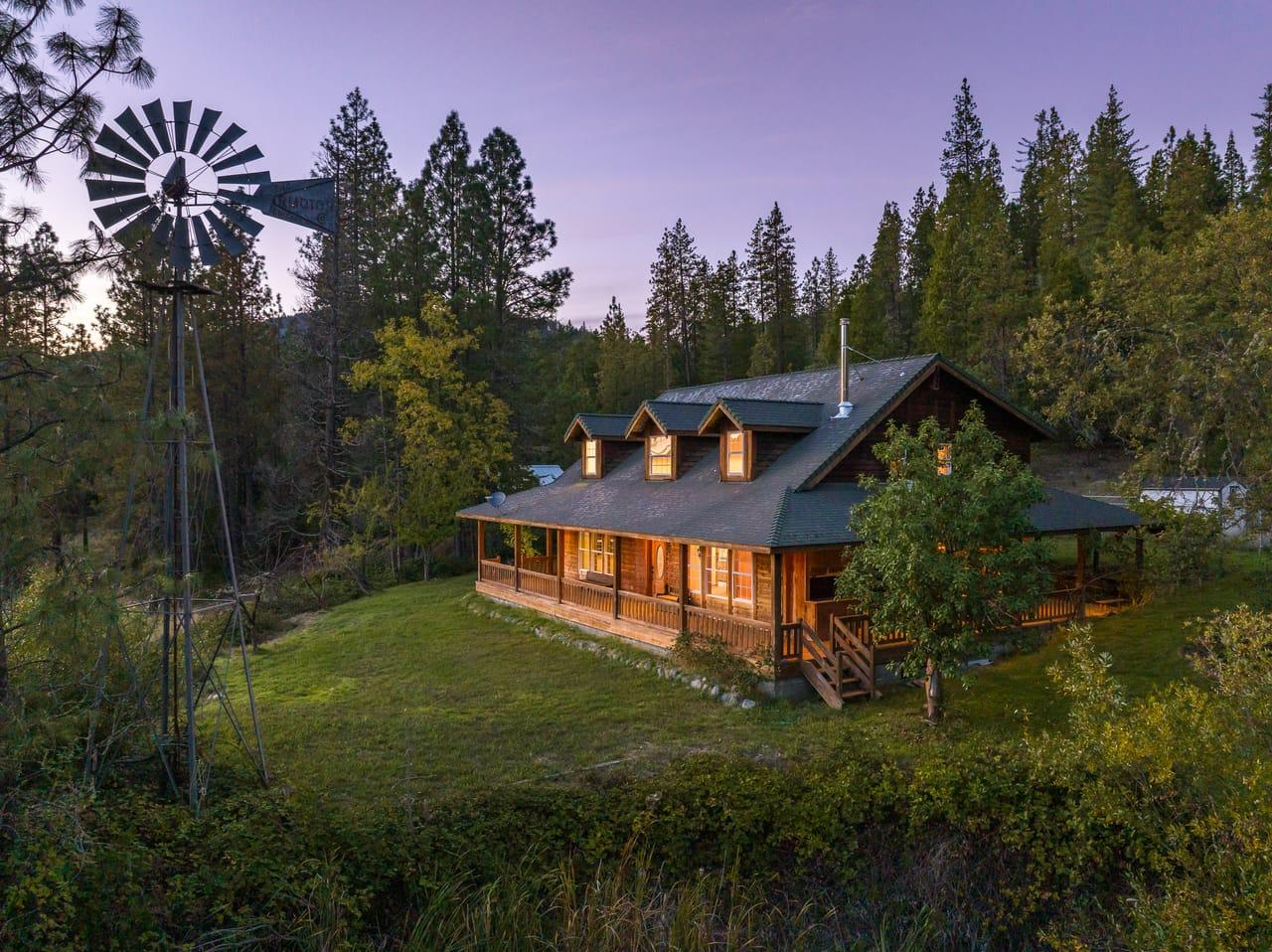2740 Jumpoff Joe Creek Road Grants Pass OR 97526