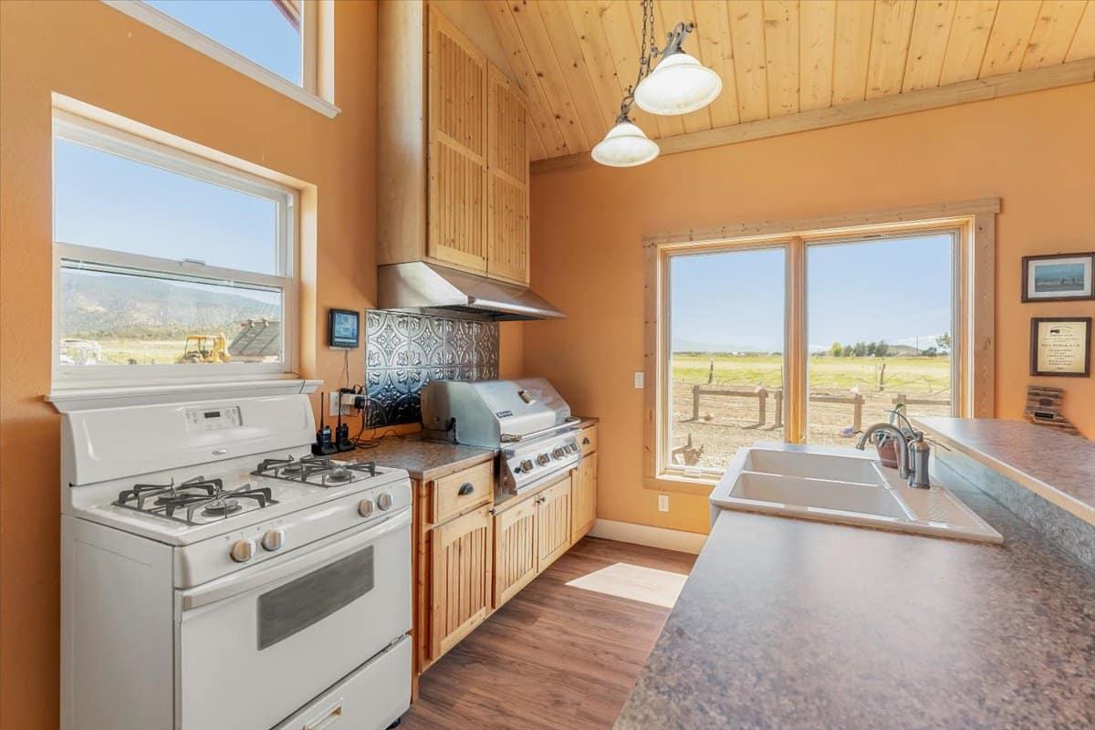 3104 Harry Cash Rd. Montague CA 96064 Picture 73.