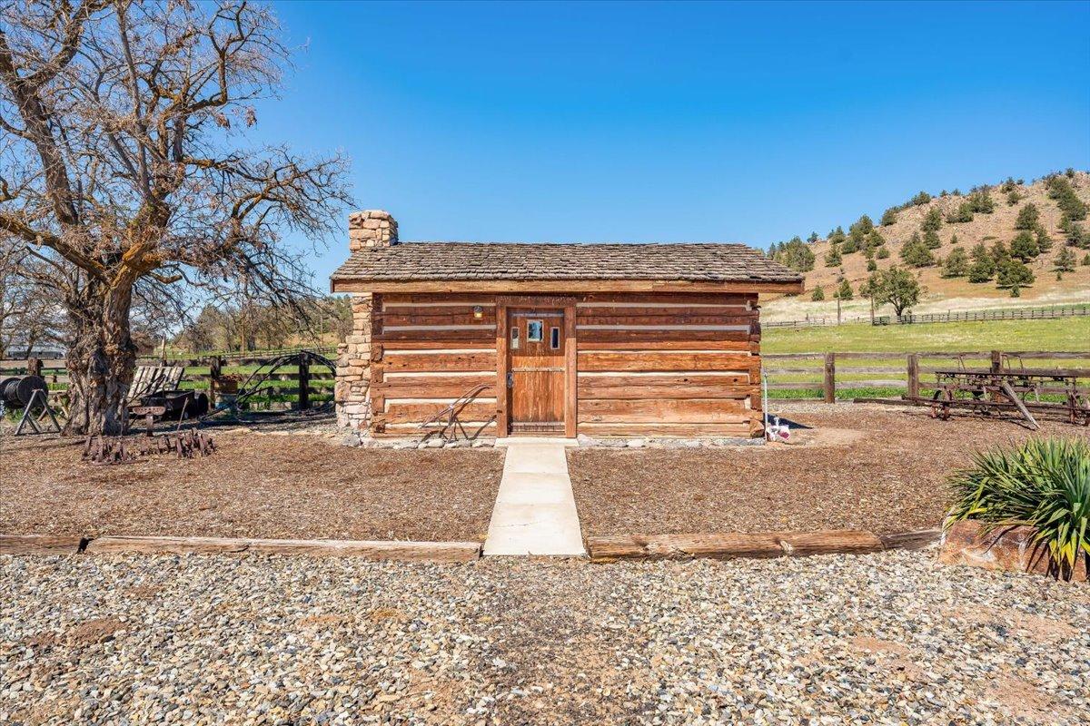 3104 Harry Cash Rd. Montague CA 96064 Picture 83.