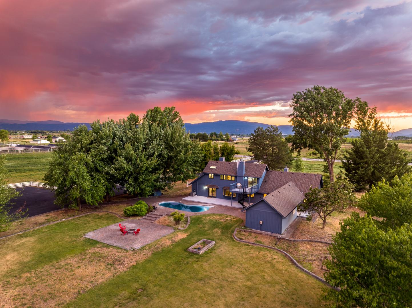 5900 McLoughlin Drive Central Point OR 97502