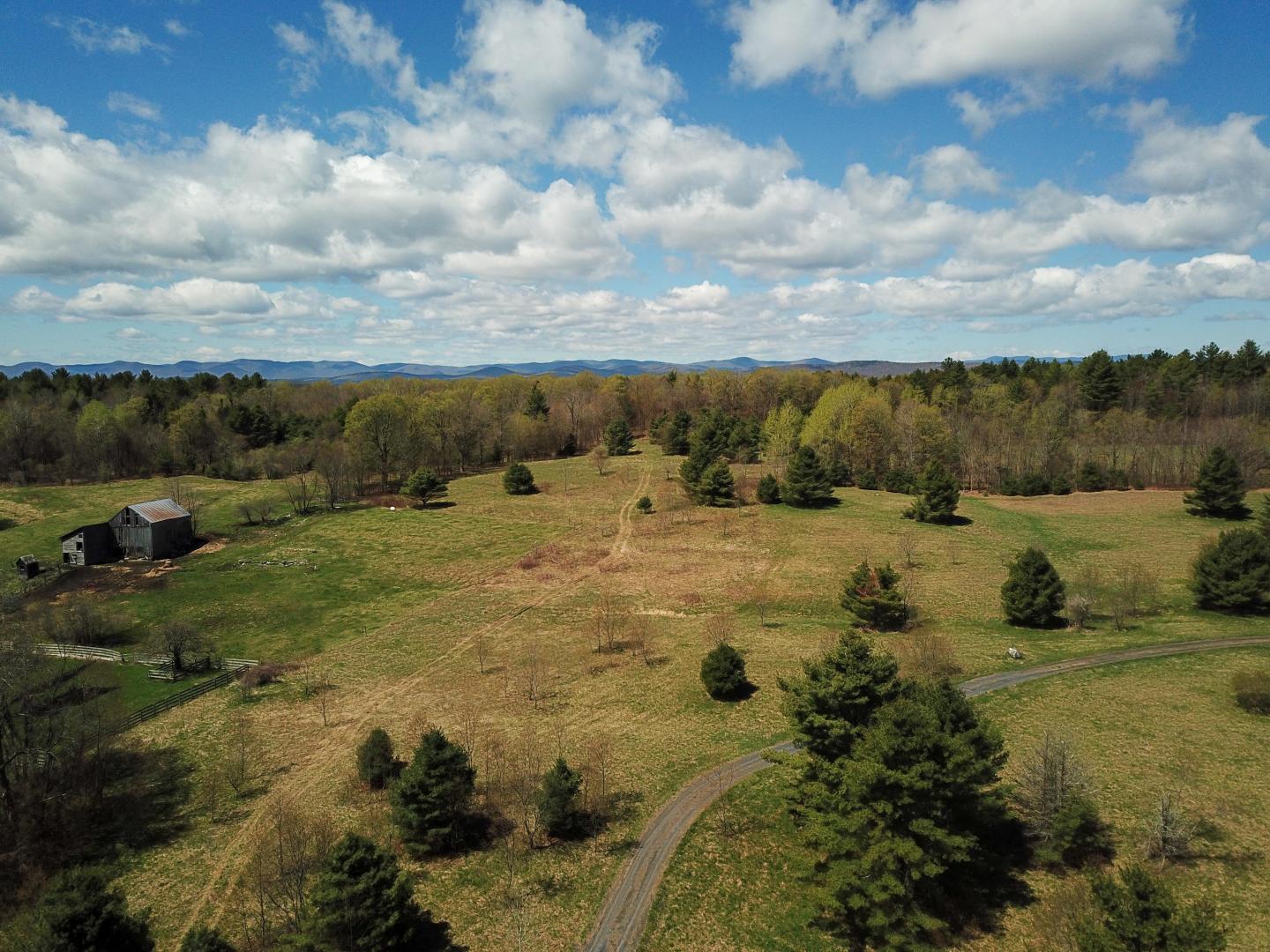 667 Cemetery St Brookfield VT 05036